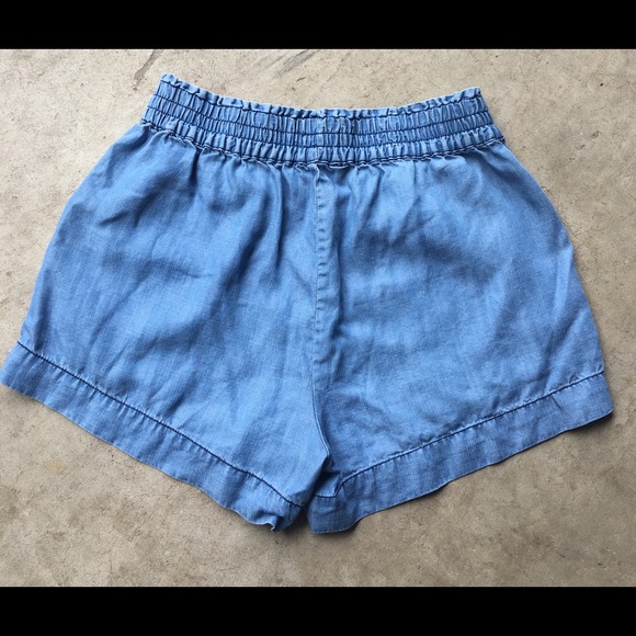 Who What Wear Elastic Band Shorts - Picture 2 of 4
